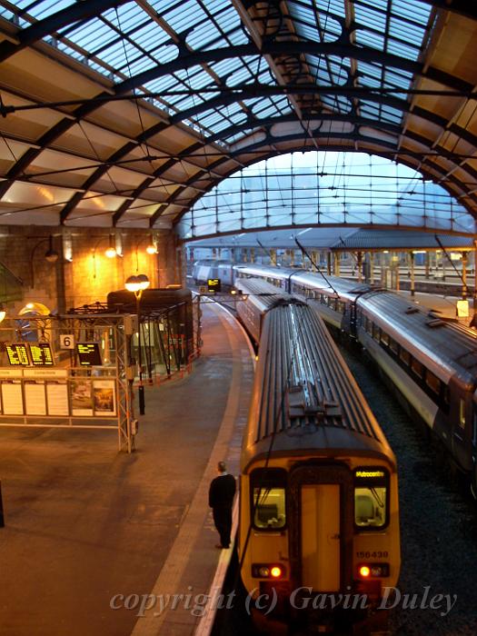 Newcastle station DSCN1014.jpg -           